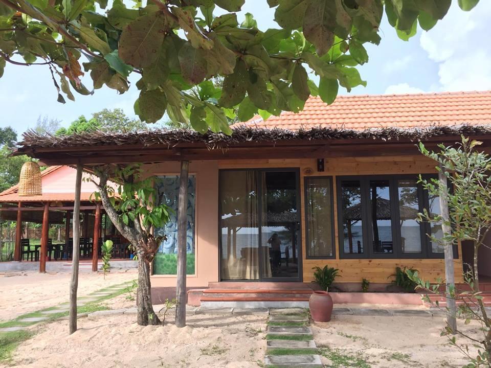 Gold Sand Beach Bungalow Дуонг-Донг Экстерьер фото
